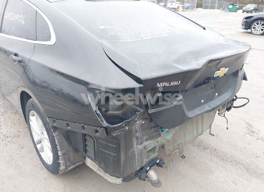 Photo 18 of 2018 Chevrolet Malibu LT (VIN 1G1ZD5ST9JF179419)