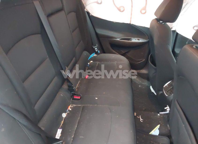 Photo 8 of 2018 Chevrolet Malibu LT (VIN 1G1ZD5ST9JF192168)