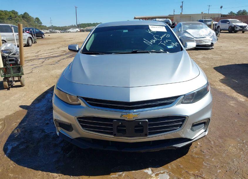 Photo 12 of 2018 Chevrolet Malibu LT (VIN 1G1ZD5ST9JF197693)
