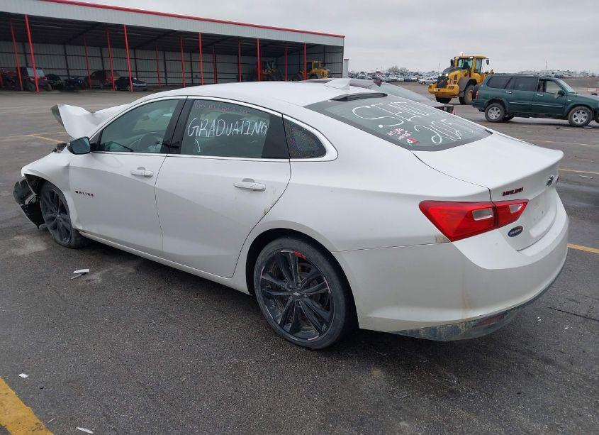 Photo 3 of 2018 Chevrolet Malibu LT (VIN 1G1ZD5ST9JF219398)