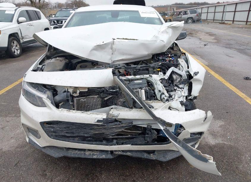 Photo 6 of 2018 Chevrolet Malibu LT (VIN 1G1ZD5ST9JF219398)