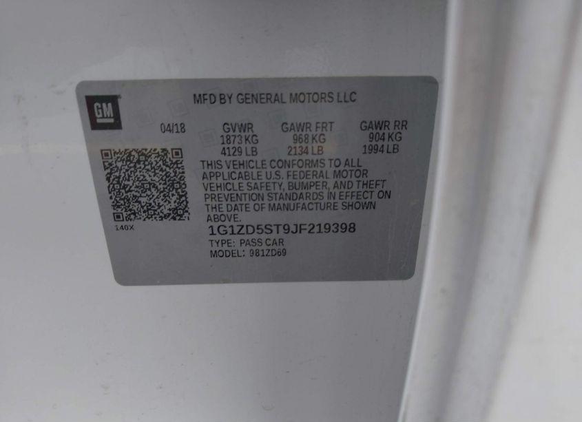 Photo 9 of 2018 Chevrolet Malibu LT (VIN 1G1ZD5ST9JF219398)