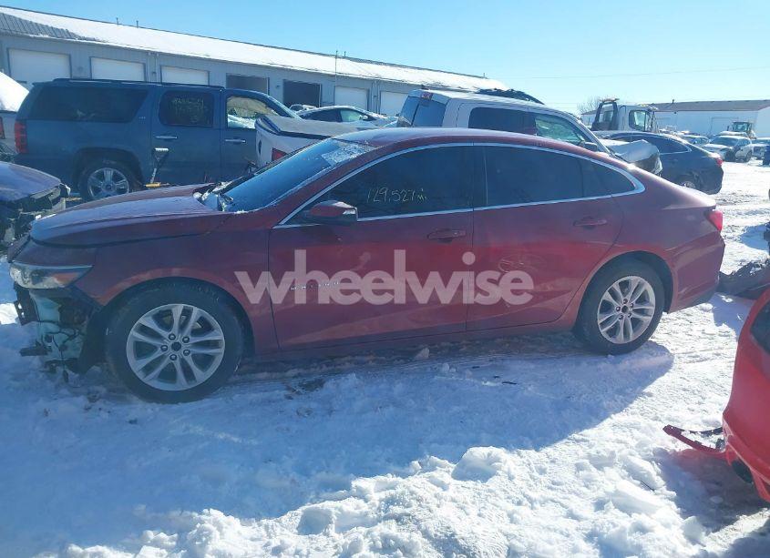 Photo 15 of 2018 Chevrolet Malibu LT (VIN 1G1ZD5ST9JF235911)