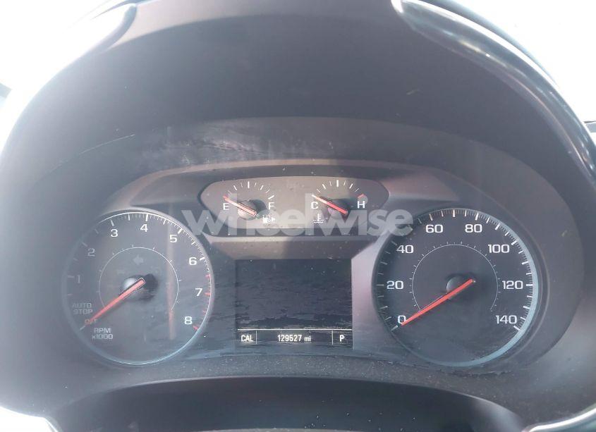 Photo 7 of 2018 Chevrolet Malibu LT (VIN 1G1ZD5ST9JF235911)