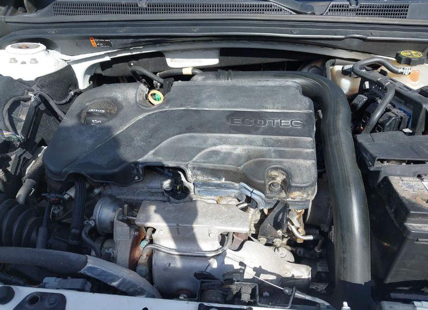 Photo 10 of 2018 Chevrolet Malibu LT (VIN 1G1ZD5ST9JF244558)