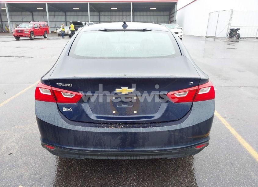 Photo 16 of 2018 Chevrolet Malibu LT (VIN 1G1ZD5ST9JF252238)