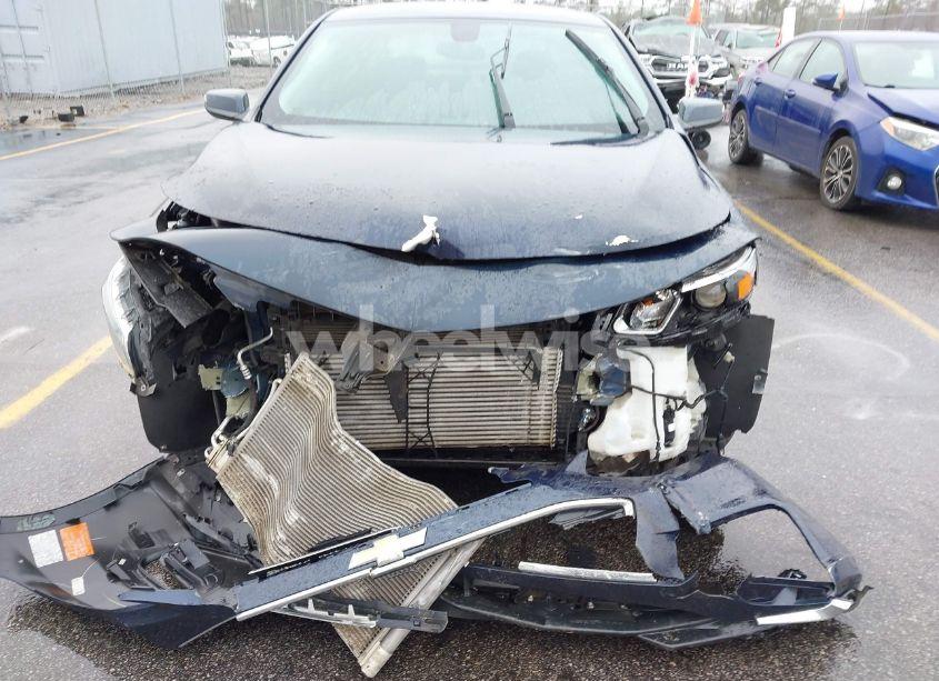 Photo 6 of 2018 Chevrolet Malibu LT (VIN 1G1ZD5ST9JF252238)