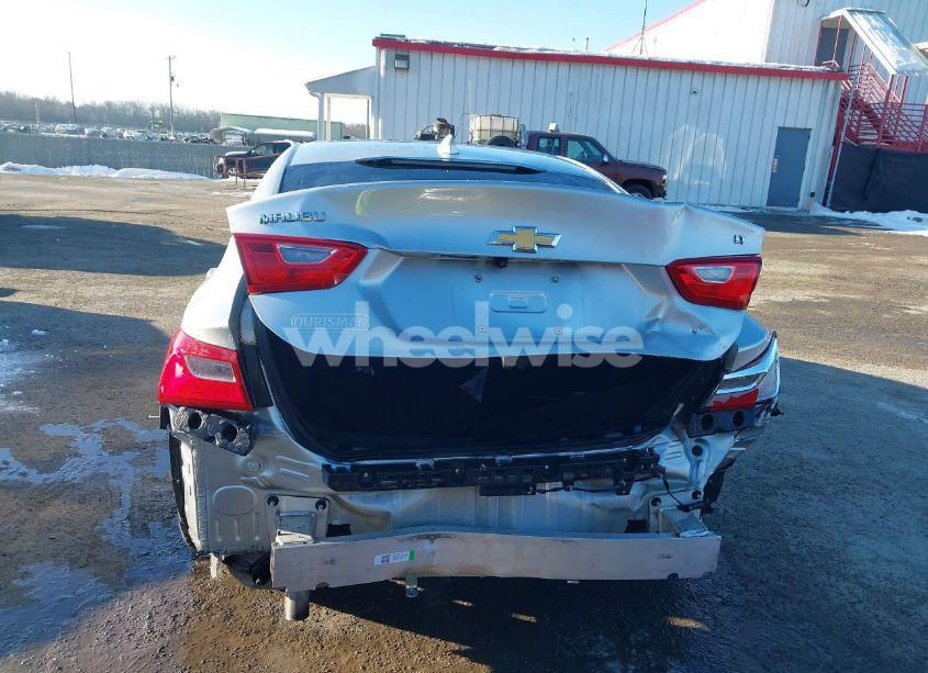 Photo 17 of 2018 Chevrolet Malibu LT (VIN 1G1ZD5ST9JF254653)