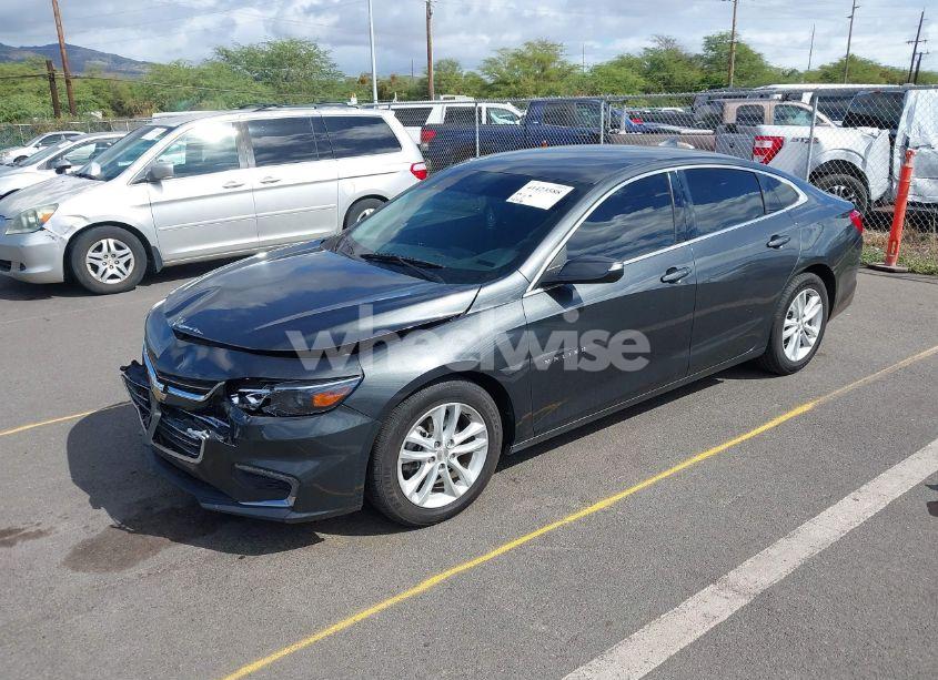 Photo 2 of 2018 Chevrolet Malibu LT (VIN 1G1ZD5ST9JF254734)