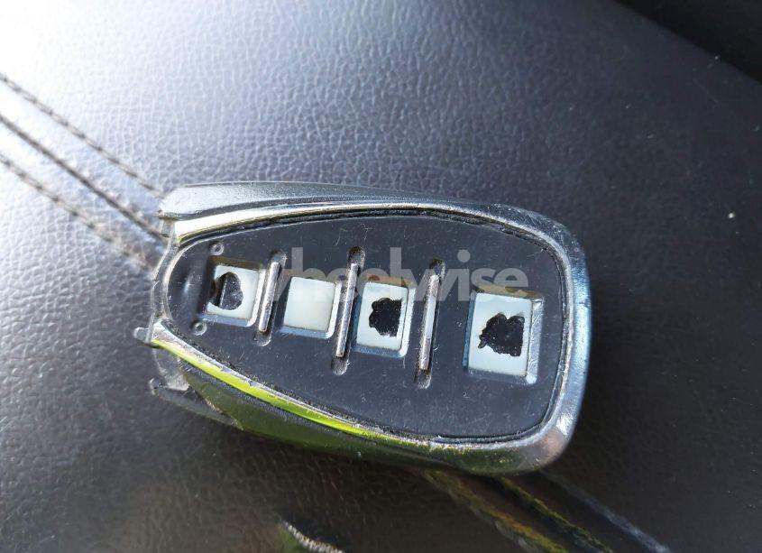 Photo 11 of 2018 Chevrolet Malibu LT (VIN 1G1ZD5ST9JF259853)