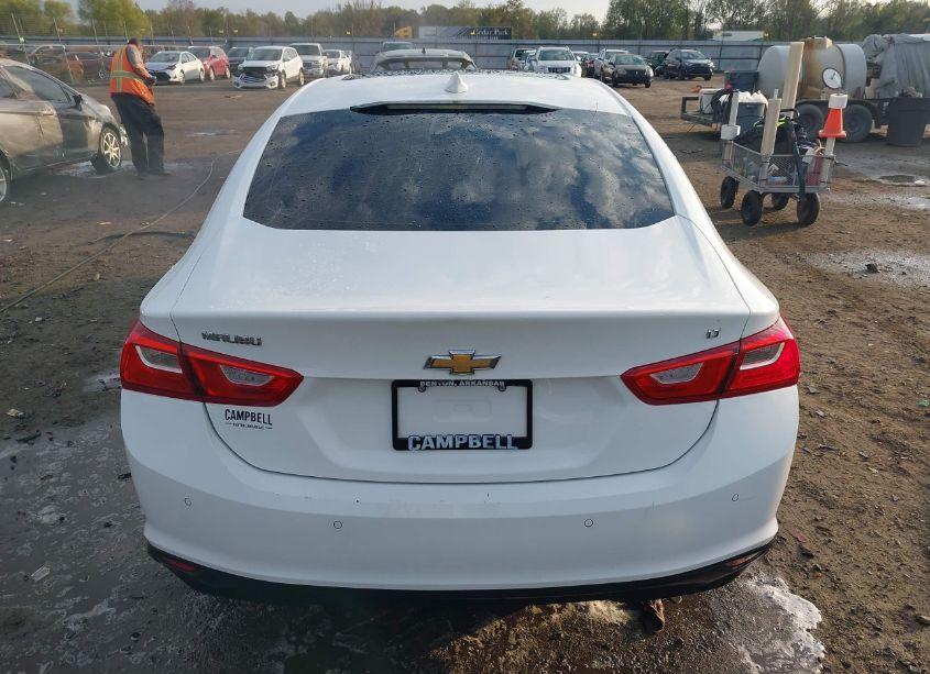 Photo 16 of 2018 Chevrolet Malibu LT (VIN 1G1ZD5ST9JF264602)