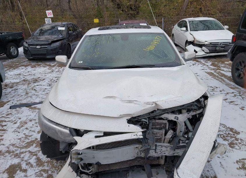 Photo 17 of 2018 Chevrolet Malibu LT (VIN 1G1ZD5ST9JF266785)