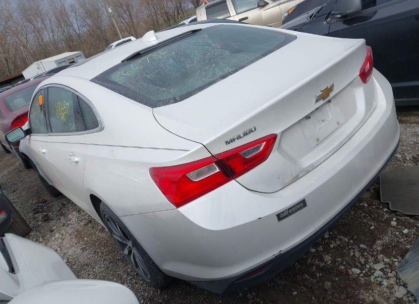 Photo 3 of 2018 Chevrolet Malibu LT (VIN 1G1ZD5ST9JF266785)