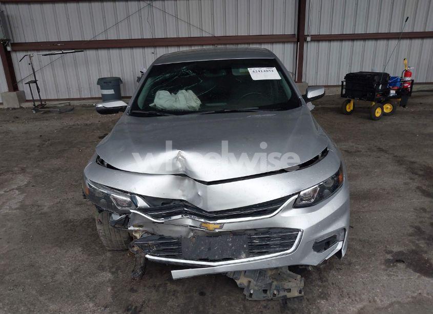 Photo 12 of 2018 Chevrolet Malibu LT (VIN 1G1ZD5ST9JF274420)