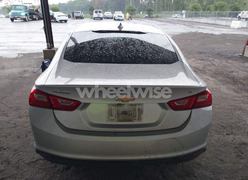 Photo 16 of 2018 Chevrolet Malibu LT (VIN 1G1ZD5ST9JF274420)