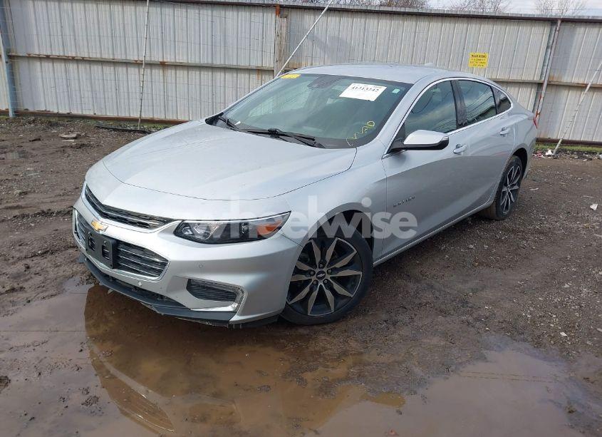 Photo 2 of 2018 Chevrolet Malibu LT (VIN 1G1ZD5ST9JF277334)