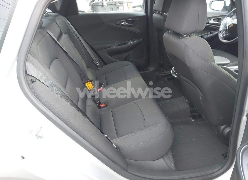 Photo 8 of 2018 Chevrolet Malibu LT (VIN 1G1ZD5ST9JF277334)