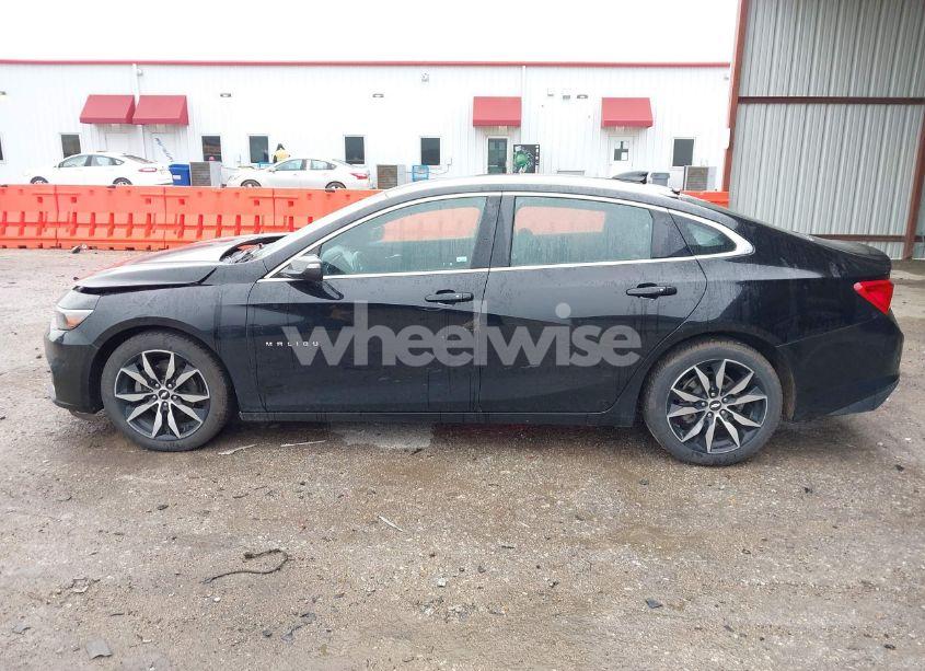Photo 14 of 2018 Chevrolet Malibu LT (VIN 1G1ZD5ST9JF283392)