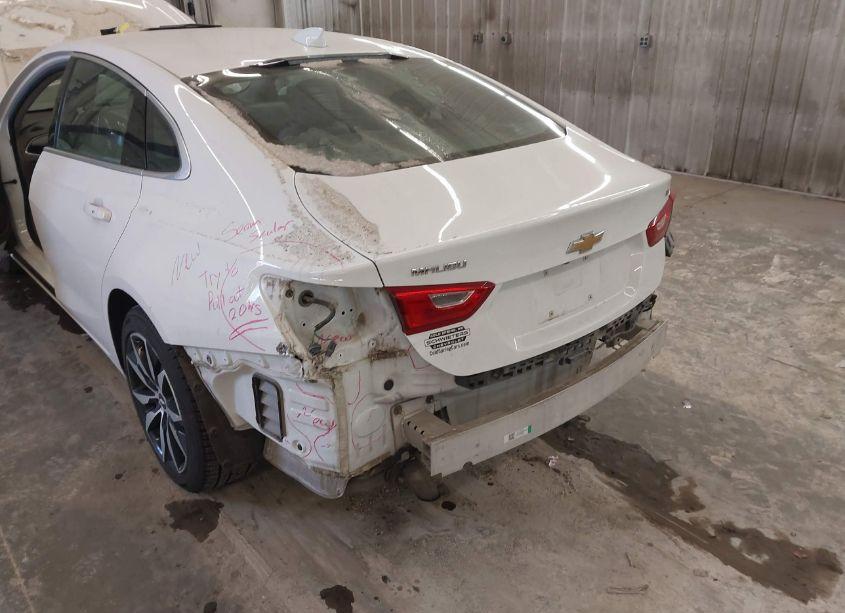 Photo 6 of 2018 Chevrolet Malibu LT (VIN 1G1ZD5ST9JF285482)