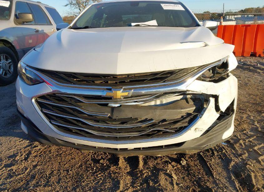 Photo 13 of 2019 Chevrolet Malibu LT (VIN 1G1ZD5ST9KF105144)