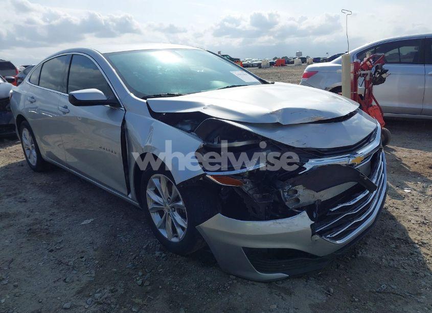 2019 Chevrolet Malibu LT (VIN 1G1ZD5ST9KF107136) main photo