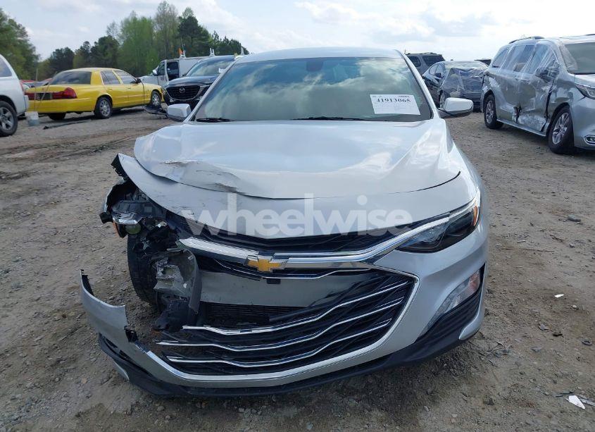 Photo 12 of 2019 Chevrolet Malibu LT (VIN 1G1ZD5ST9KF107136)