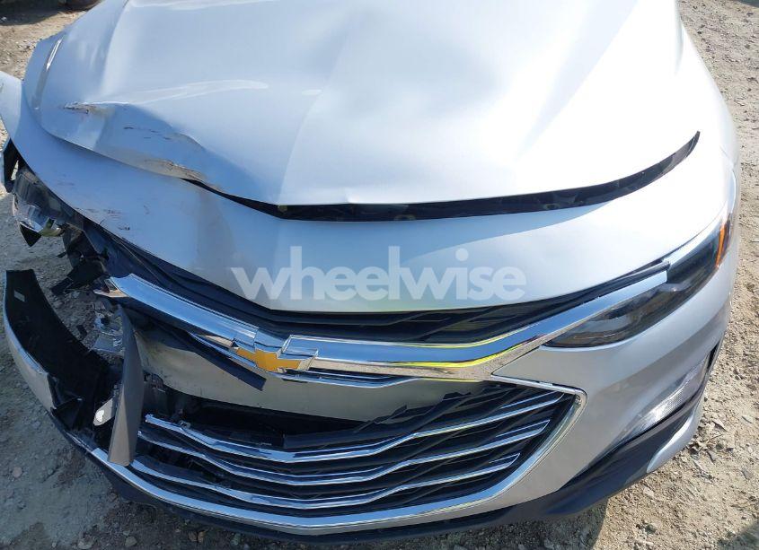 Photo 19 of 2019 Chevrolet Malibu LT (VIN 1G1ZD5ST9KF107136)