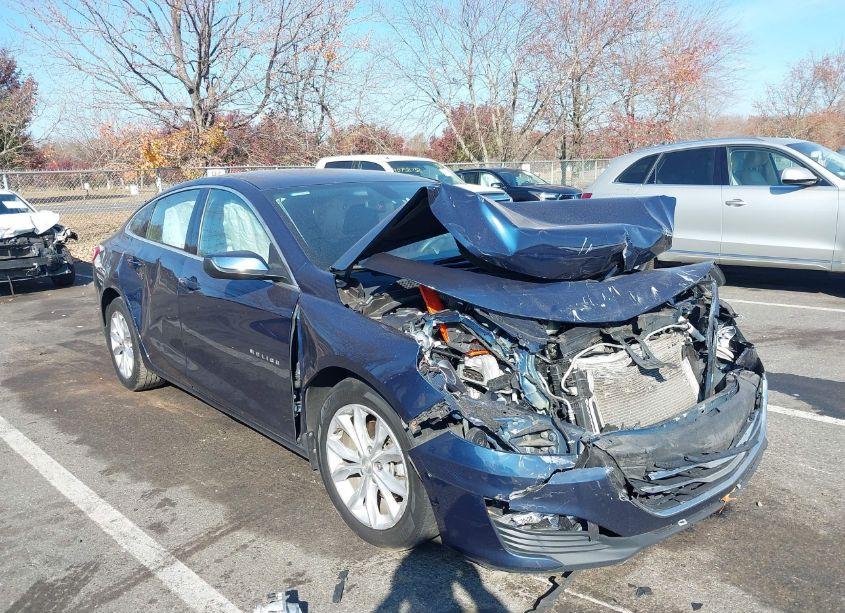 Photo 6 of 2019 Chevrolet Malibu LT (VIN 1G1ZD5ST9KF115494)