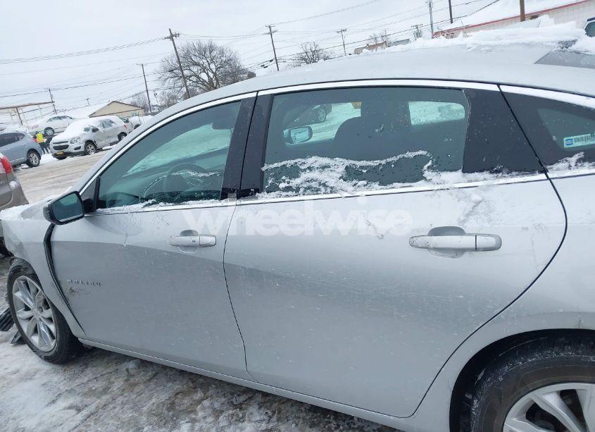 Photo 14 of 2019 Chevrolet Malibu LT (VIN 1G1ZD5ST9KF119206)