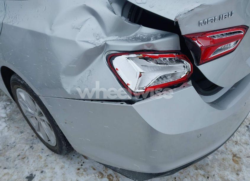 Photo 18 of 2019 Chevrolet Malibu LT (VIN 1G1ZD5ST9KF119206)