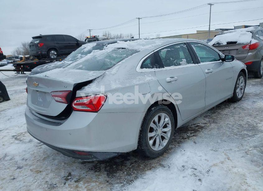 Photo 4 of 2019 Chevrolet Malibu LT (VIN 1G1ZD5ST9KF119206)
