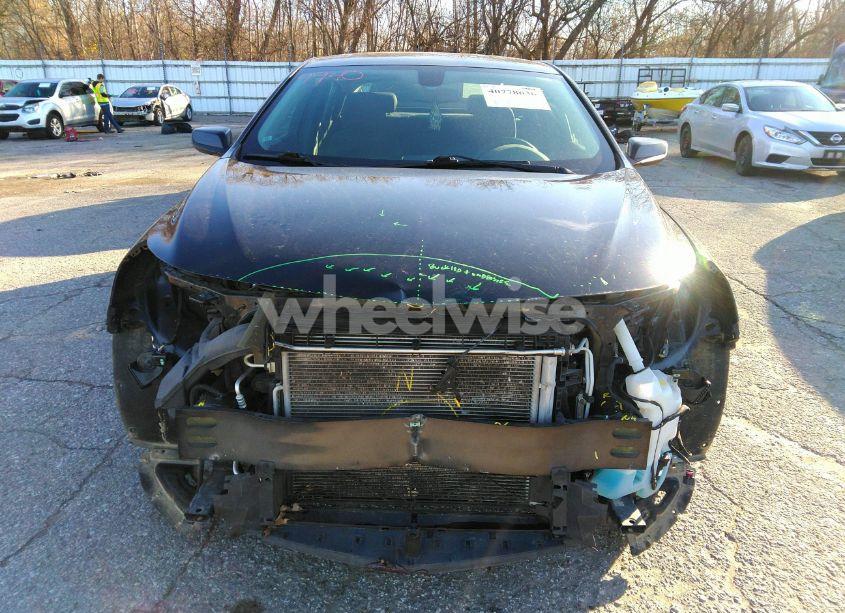 Photo 13 of 2019 Chevrolet Malibu LT (VIN 1G1ZD5ST9KF129895)