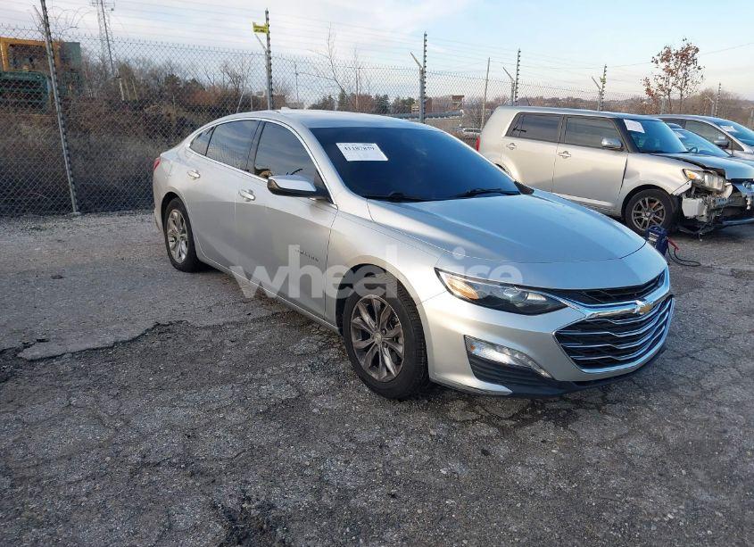2019 Chevrolet Malibu LT (VIN 1G1ZD5ST9KF130383) main photo