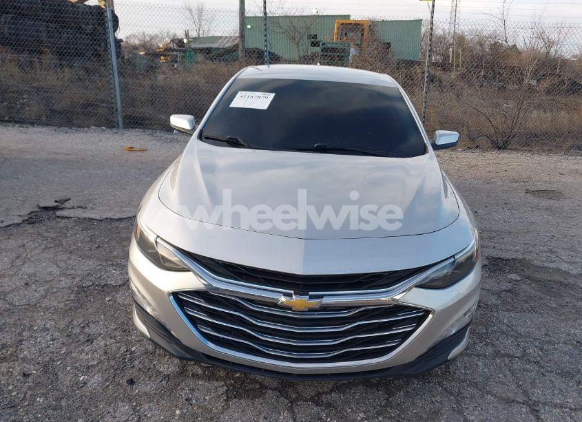 Photo 12 of 2019 Chevrolet Malibu LT (VIN 1G1ZD5ST9KF130383)