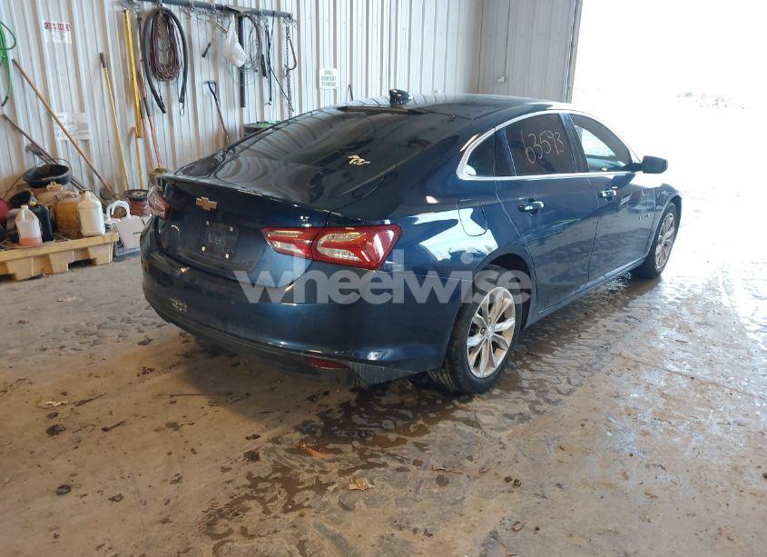 Photo 4 of 2019 Chevrolet Malibu LT (VIN 1G1ZD5ST9KF132781)