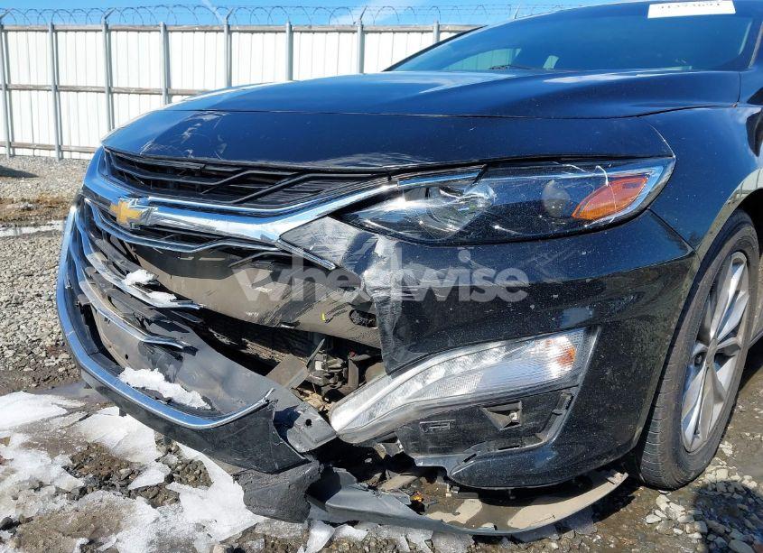 Photo 6 of 2019 Chevrolet Malibu LT (VIN 1G1ZD5ST9KF145045)