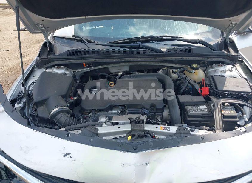 Photo 10 of 2019 Chevrolet Malibu LT (VIN 1G1ZD5ST9KF171600)