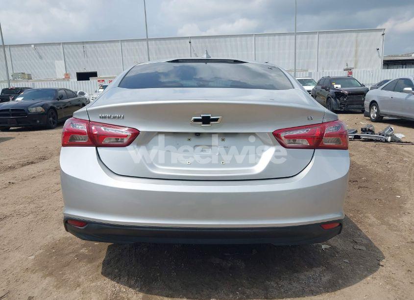 Photo 16 of 2019 Chevrolet Malibu LT (VIN 1G1ZD5ST9KF171600)