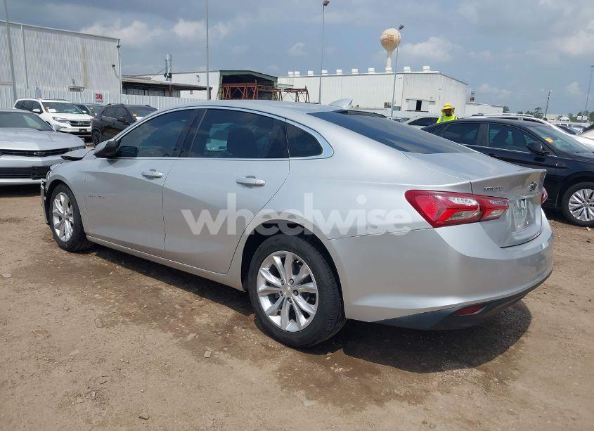 Photo 3 of 2019 Chevrolet Malibu LT (VIN 1G1ZD5ST9KF171600)