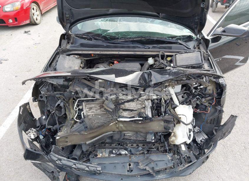 Photo 10 of 2019 Chevrolet Malibu LT (VIN 1G1ZD5ST9KF180538)