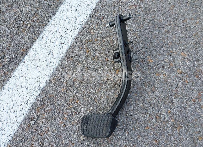 Photo 12 of 2019 Chevrolet Malibu LT (VIN 1G1ZD5ST9KF180538)