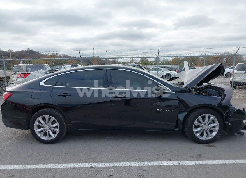 Photo 14 of 2019 Chevrolet Malibu LT (VIN 1G1ZD5ST9KF180538)