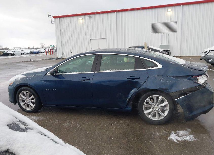 Photo 14 of 2019 Chevrolet Malibu LT (VIN 1G1ZD5ST9KF196691)