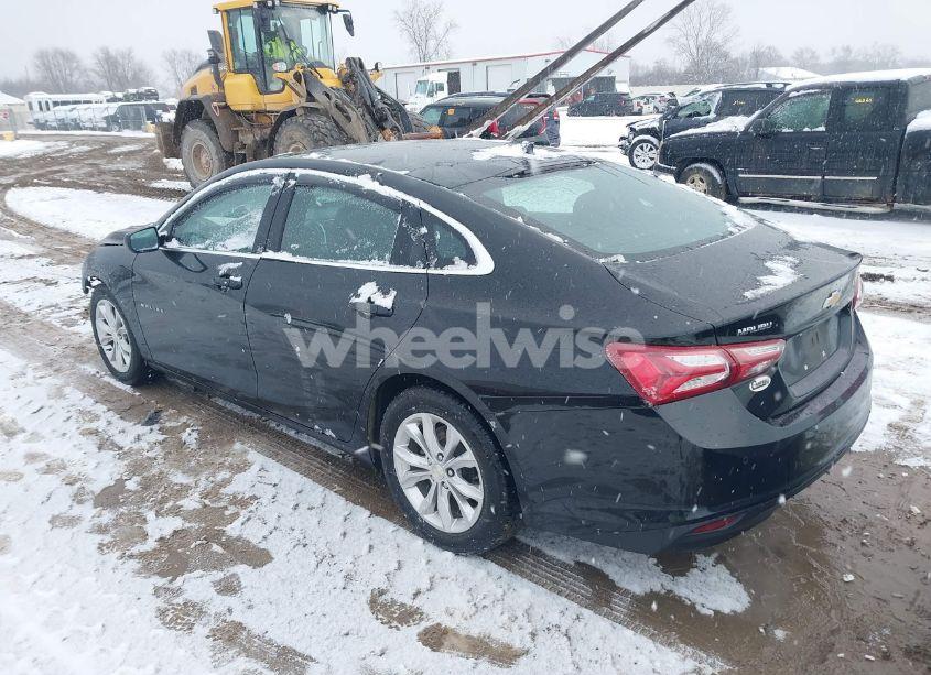 Photo 3 of 2019 Chevrolet Malibu LT (VIN 1G1ZD5ST9KF198702)