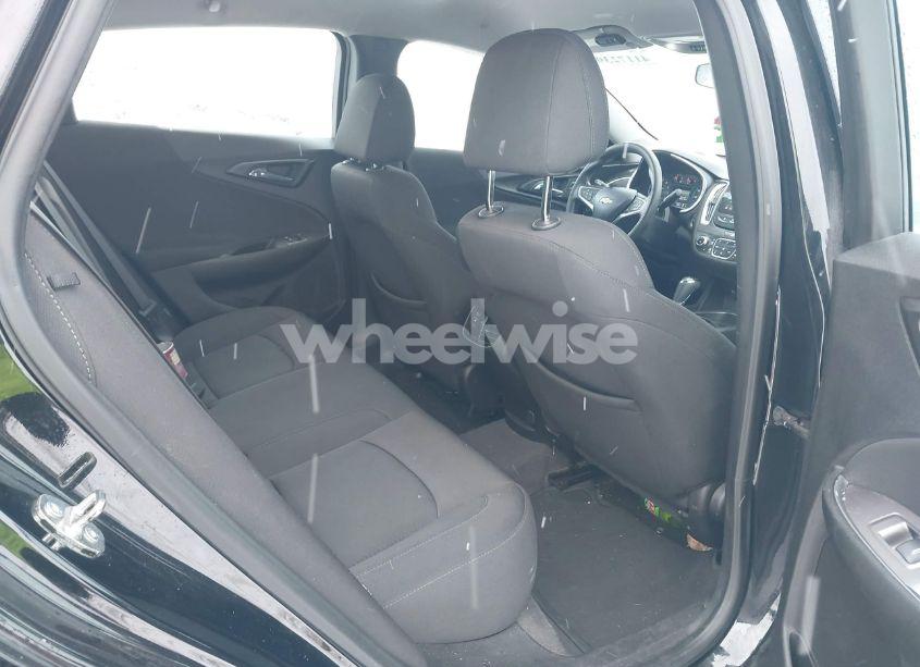 Photo 8 of 2019 Chevrolet Malibu LT (VIN 1G1ZD5ST9KF198702)