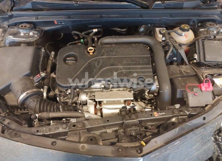 Photo 10 of 2019 Chevrolet Malibu LT (VIN 1G1ZD5ST9KF206622)