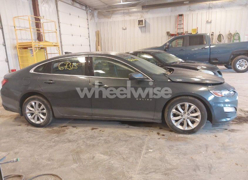 Photo 13 of 2019 Chevrolet Malibu LT (VIN 1G1ZD5ST9KF206622)