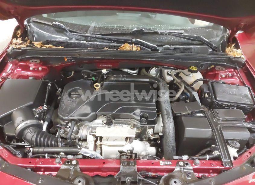 Photo 10 of 2019 Chevrolet Malibu LT (VIN 1G1ZD5ST9KF209813)