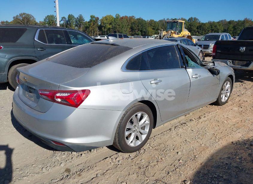 Photo 4 of 2019 Chevrolet Malibu LT (VIN 1G1ZD5ST9KF221153)