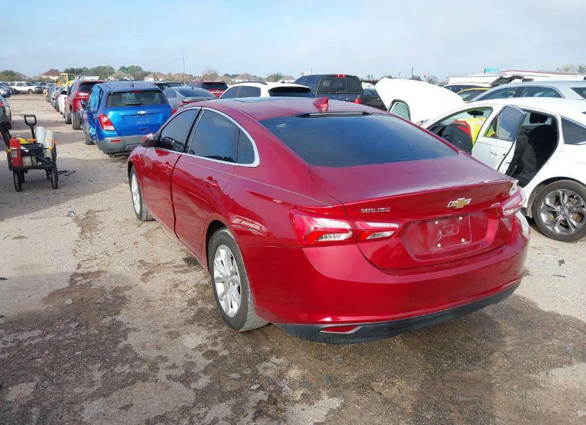 Photo 3 of 2020 Chevrolet Malibu FWD LT (VIN 1G1ZD5ST9LF000928)